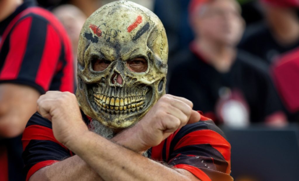 Torcida se prepara para Athletico-PR x Coritiba - Foto: Reprodução/Facebook/Ligga Arena