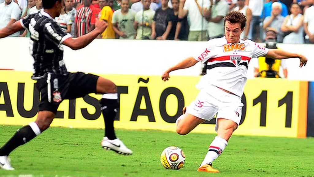 Dagoberto após sair do Athletico-PR (Foto: Rubens Chiri /saopaulofc.net)