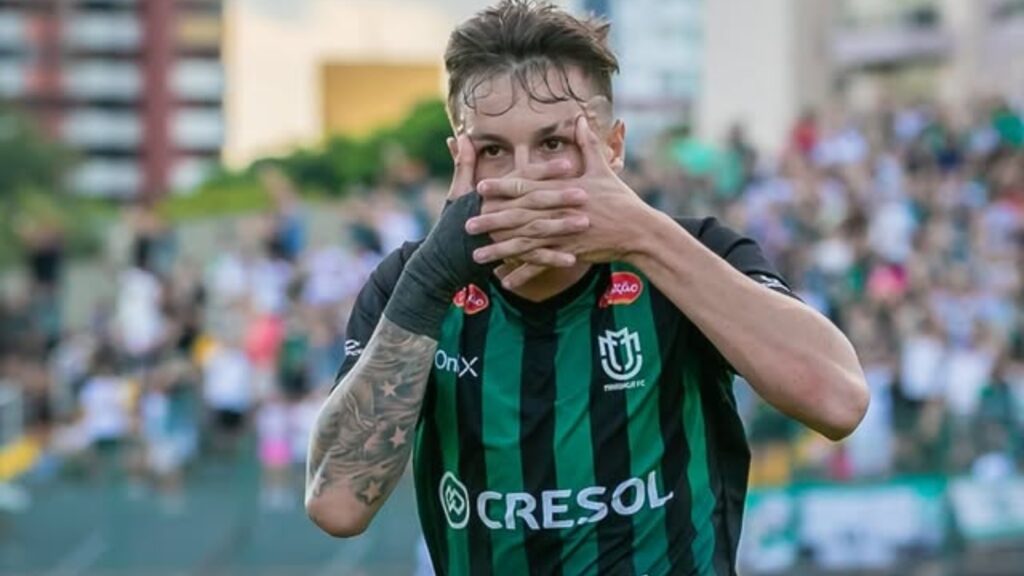 Athletico-PR disputa atacante com Coritiba - Foto: Fernando Teramatsu/MFC