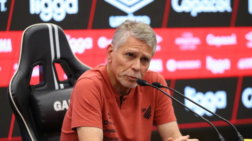 Athletico planeja futuro com orçamento diferente de 2024. Foto: Reprodução/TV Furacão