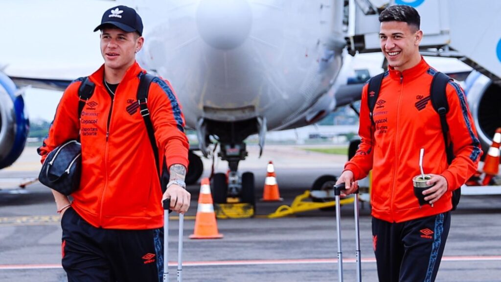 Zapelli e Esquivel joga pelo Athletico-PR (Foto: Instagram/Zapelli)