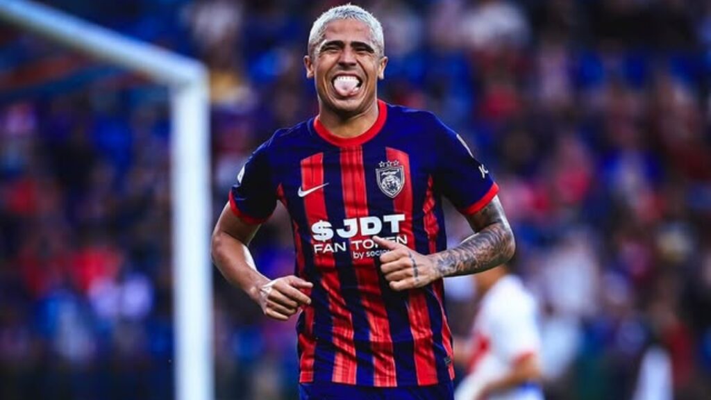 Ex-Athletico-PR, Bergson é o maior ídolo da história do Johor FC (Foto: Divulgação/Johor FC)