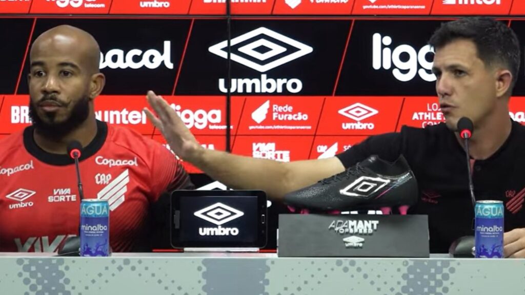 Patrick e Barbieri durante entrevista Foto: Reprodução / Rede Furacão