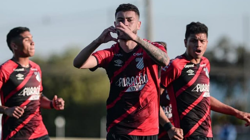 Joia da base, Rômulo deixa o Athletico-PR? Foto: Instagram/Rômulo