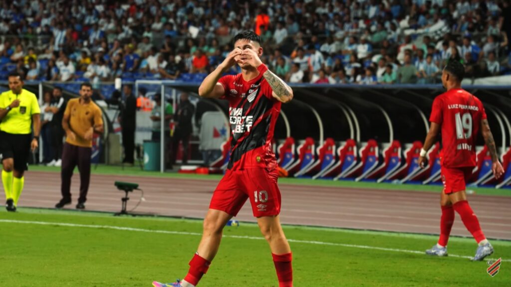 (Imagem: Reprodução/Rede Furacão)