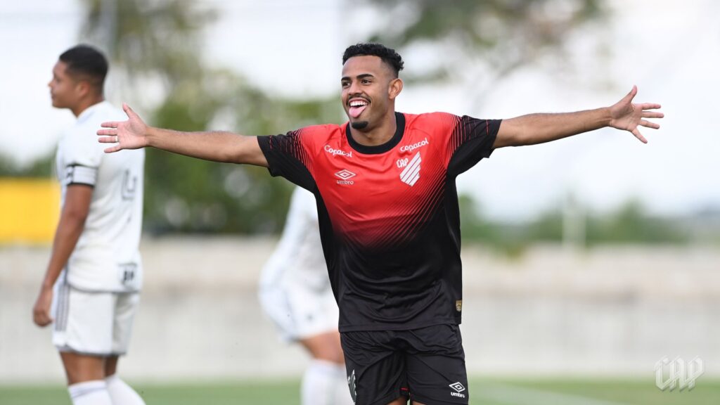 Athletico-PR vence mais uma vez no Sub-20 (Foto: João Pina/athletico.com.br)