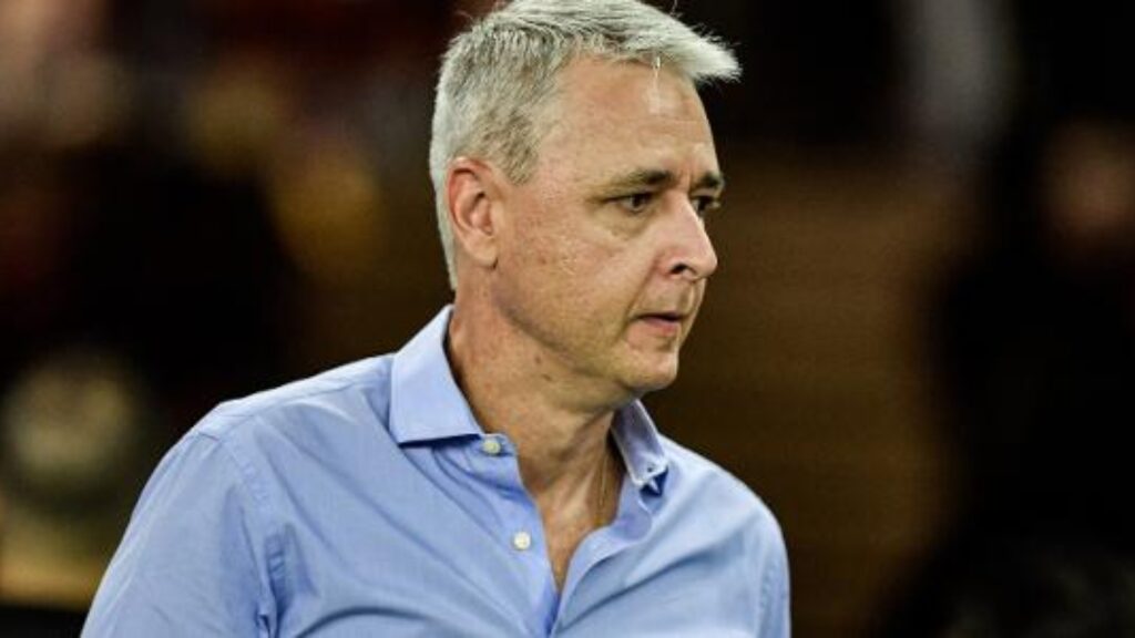 Tiago Nunes volta ao Athletico-PR? (Foto: Reprodução/UOL)