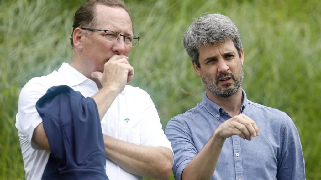 Eduardo Freeland acerta com Athletico-PR (Foto: Vitor Silva/Botafogo)