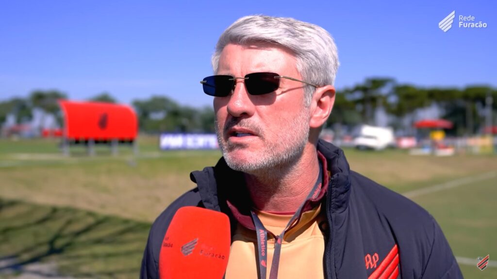 Athletico-PR x São Paulo (Imagem: Reprodução/Rede Furacão)