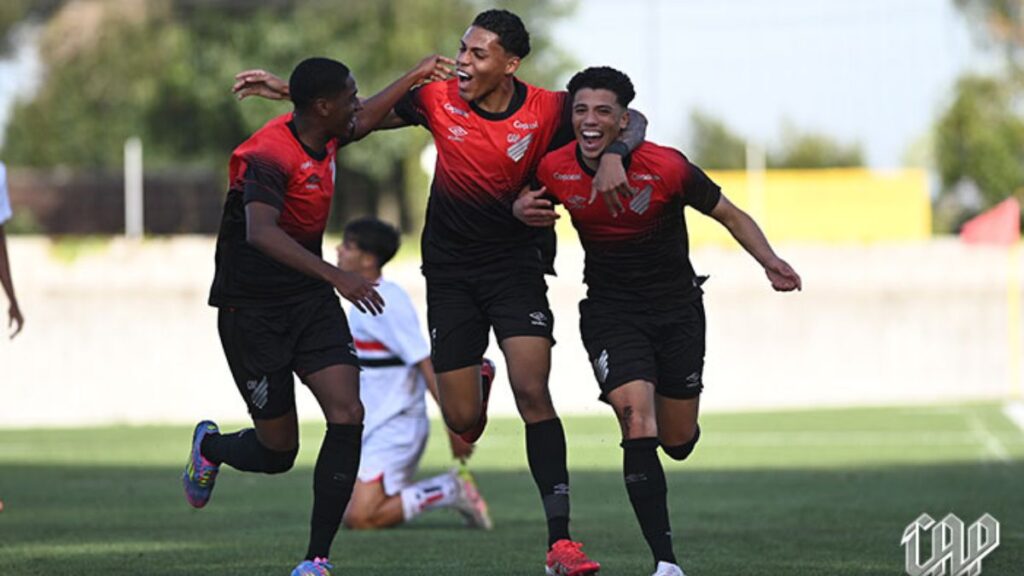 (Foto: João Pina/athletico.com.br)