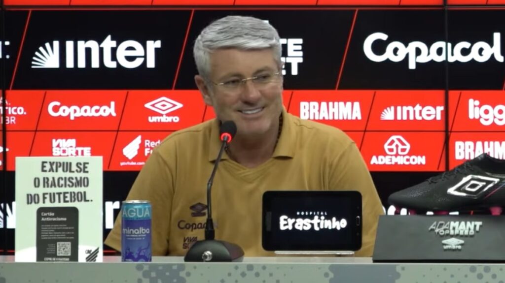 Odair Hellmann agradece torcida do Athletico-PR (Foto: Reprodução/Rede Furacão)