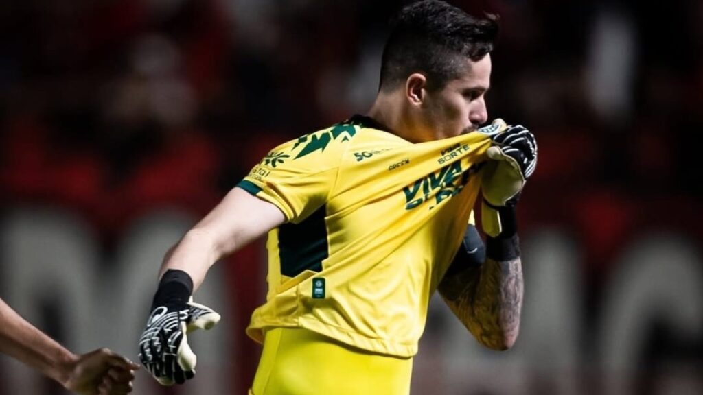 (Foto: Rorison Rodrigues/Goiás)