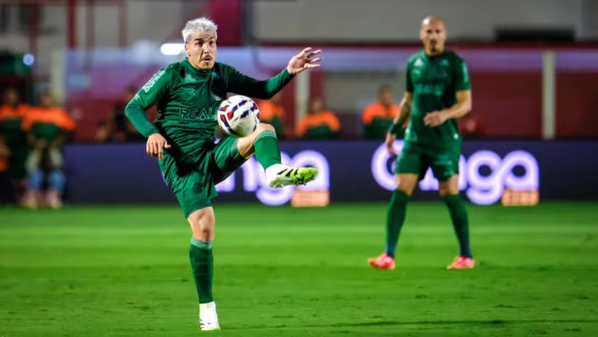 Clube tem Coritiba x Chapecoense como confronto direto pelo G4 (Foto: Reprodução/GE)