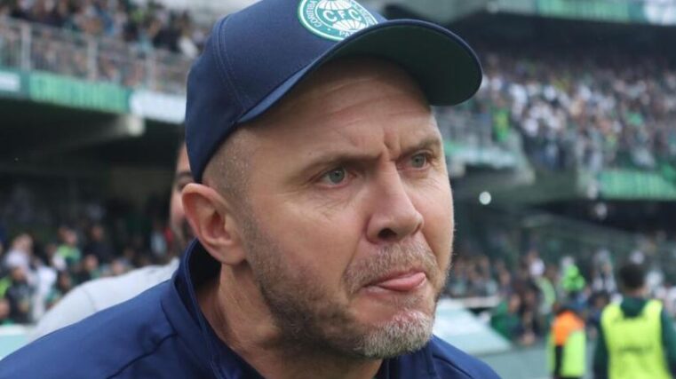 Coritiba é vaiado no Couto Pereira (Foto: Reprodução/Redes Sociais)