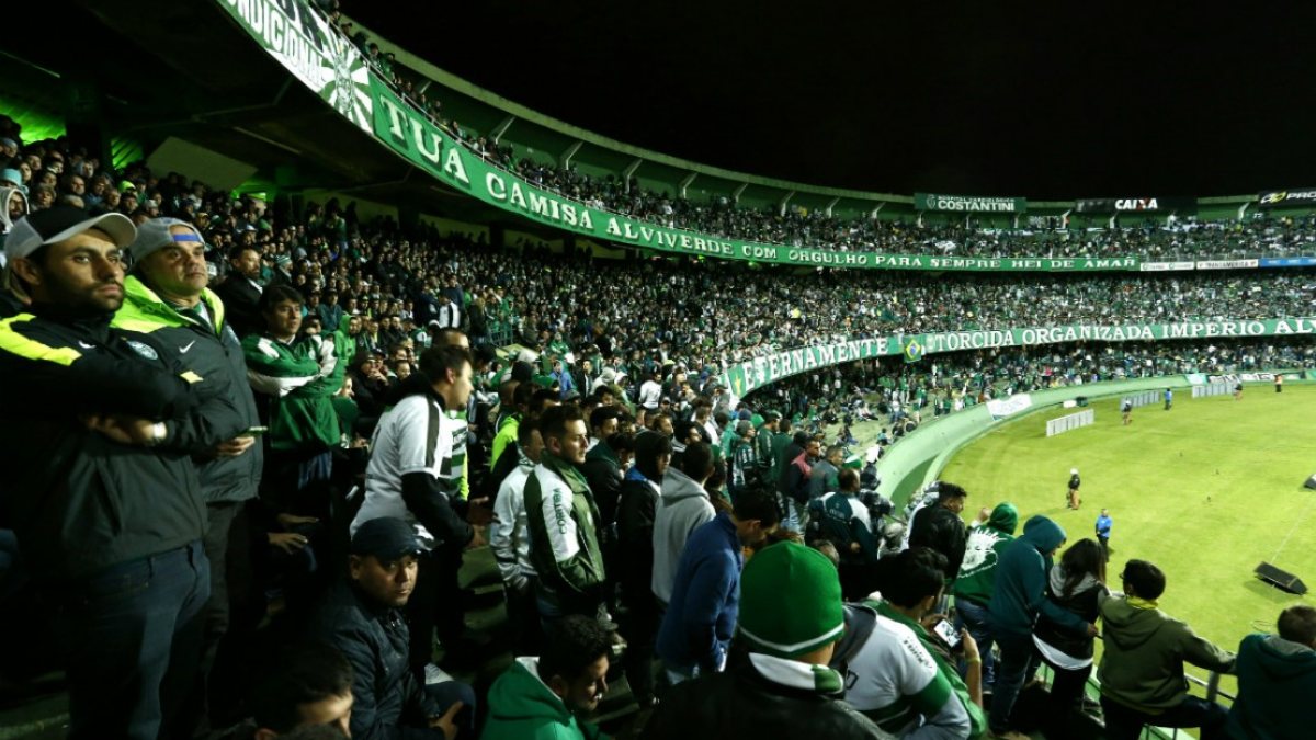 Saiba onde assistir Coritiba x CRB, que acontece pela Série B (Foto: Reprodução/Redes Sociais)