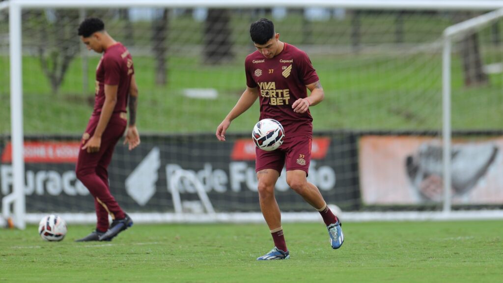 Esquivel. Foto: Duda Matoso/athletico.com.br