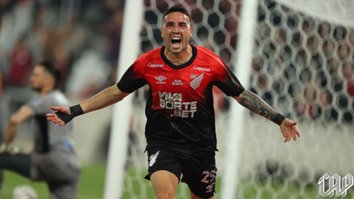 Athletico-PR entra no G4 após bater Operário (Foto: José Tramontin/athletico.com.br)