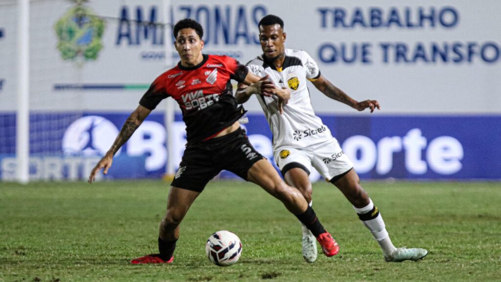 Athletico-PR vence Amazonas fora (Foto: João Normando/AMFC)