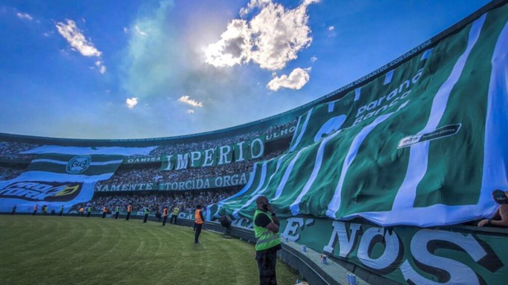 Saiba onde assistir Paysandu x Coritiba (Foto: Reprodução/Redes Sociais)