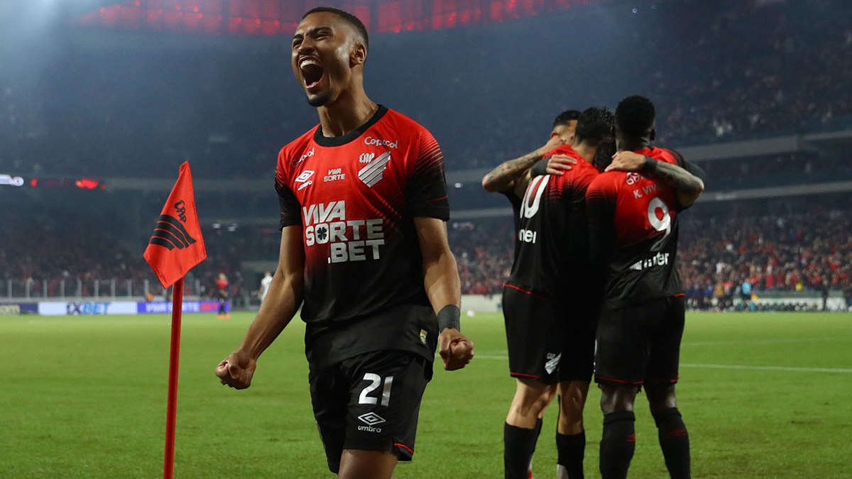 Athletico-PR entra no G4 após bater Operário (Foto: José Tramontin/athletico.com.br)