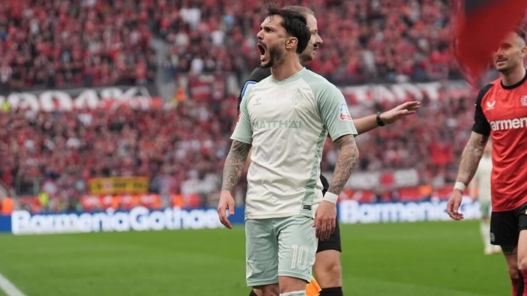 Athletico-PR sonda Leonardo Bittencourt (Foto: Divulgação/Instagram)